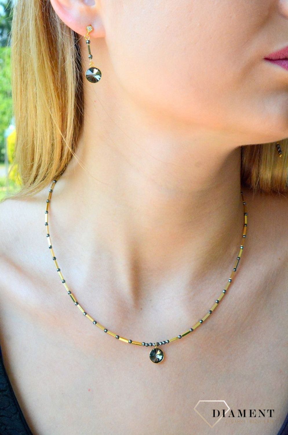 Kolczyki srebrne Spark pokryte złotem w kolorze Silver Night KHEG1122SN.  Kolczyki srebrne wiszące z kamieniami naturalnymi. Kolczyki wykonane ze srebra pokrytego złotem próby 925 oraz ekskluzywnych kryształów Swarov.jpg