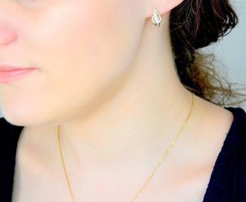 Złote kolczyki angielskie zapięcie próba 333 z cyrkonią KL 7435 333. Kolczyki złote w Sklepie z Biżuterią zegarki-diament (3).JPG