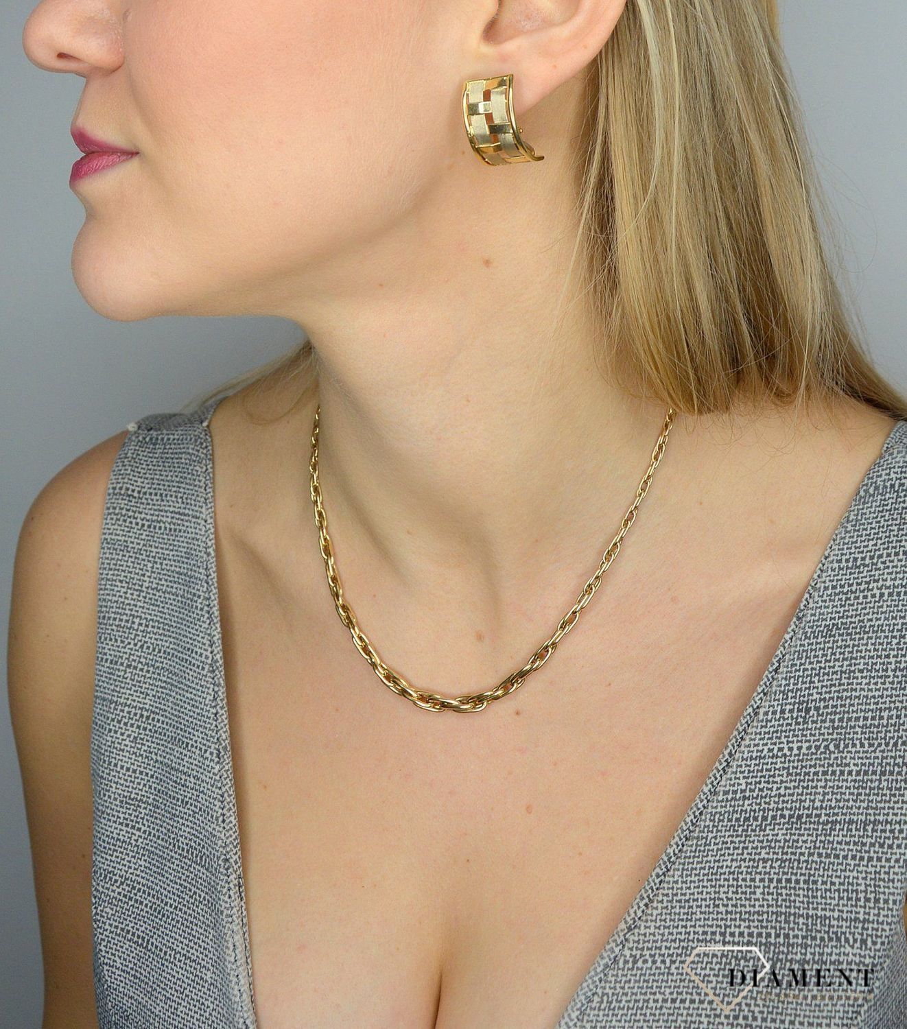 Kolczyki złote próby 585 w kratkę KL881.jpg