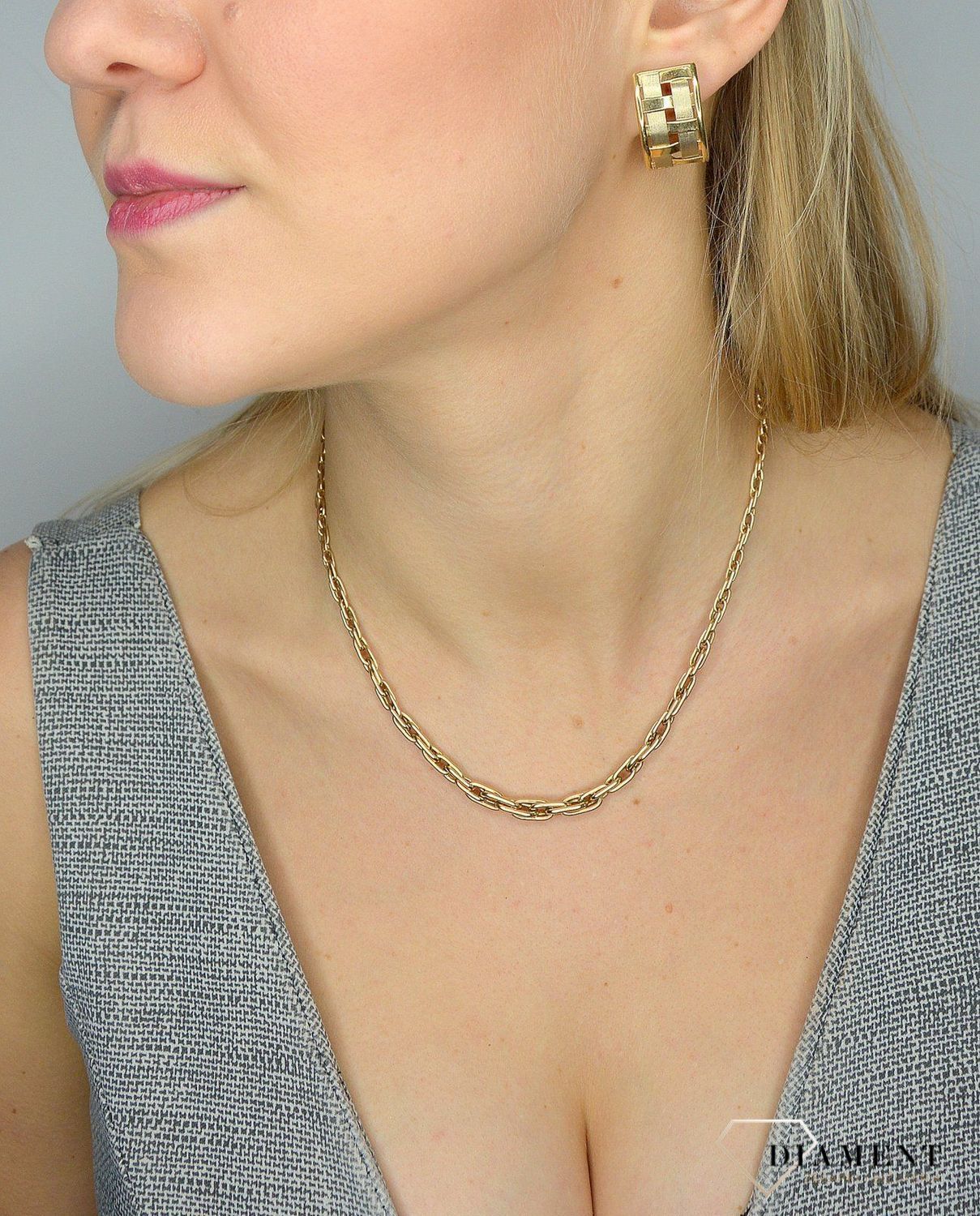 Kolczyki złote próby 585 w kratkę KL881.jpg