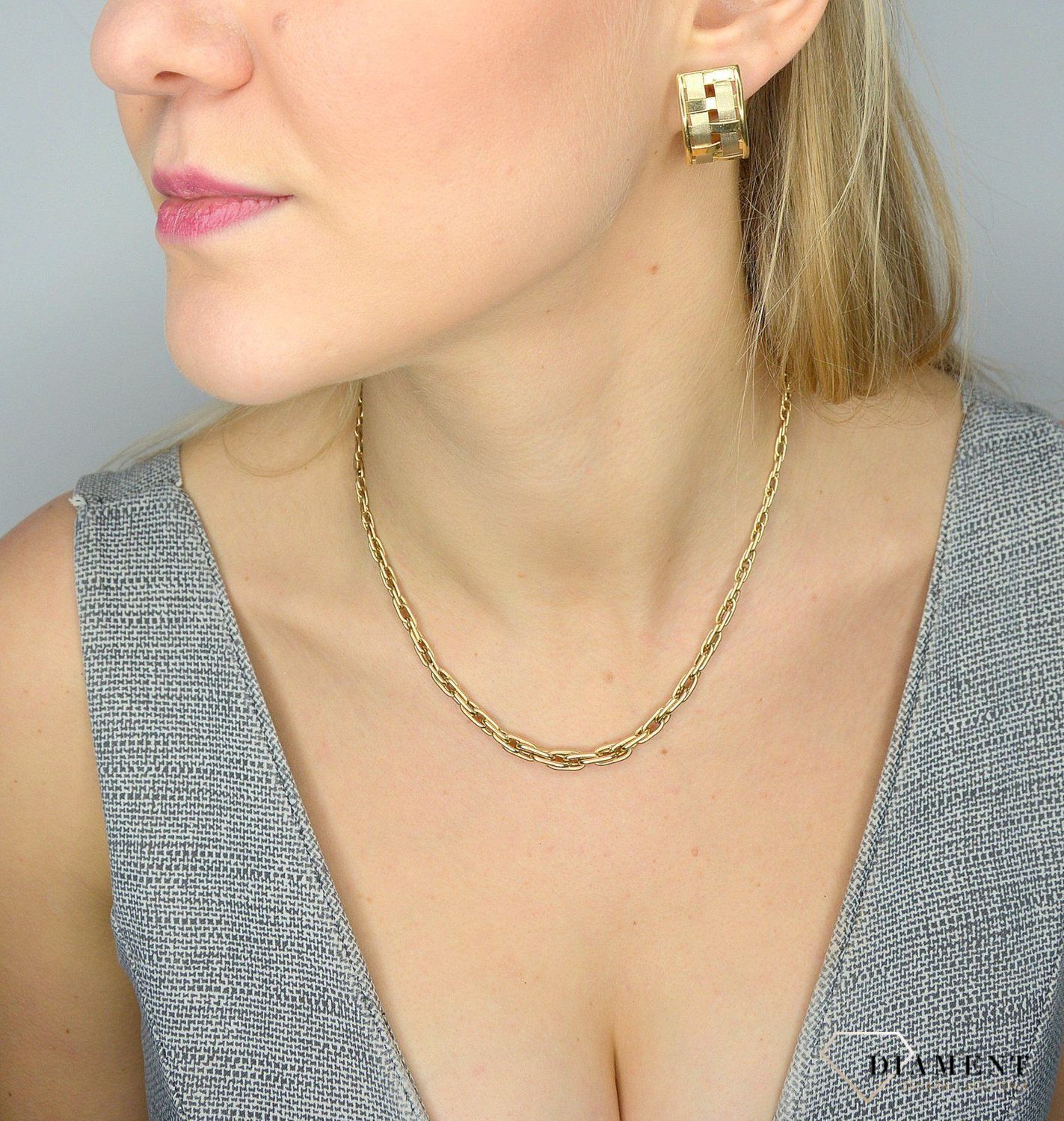 Kolczyki złote próby 585 w kratkę KL881.jpg