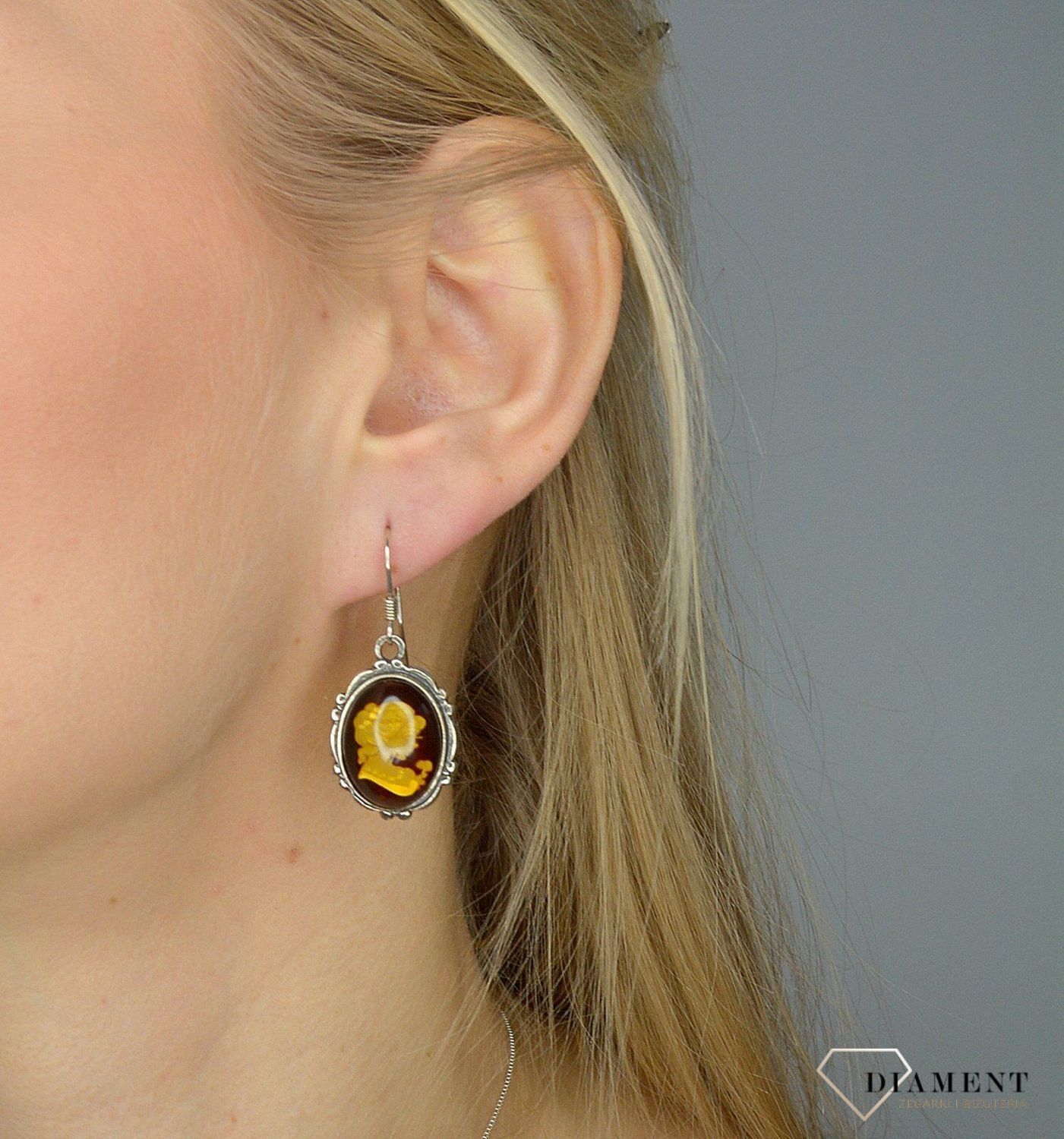 Srebrne kolczyki z bursztynem Kamea DIA-KLC-2444.jpg