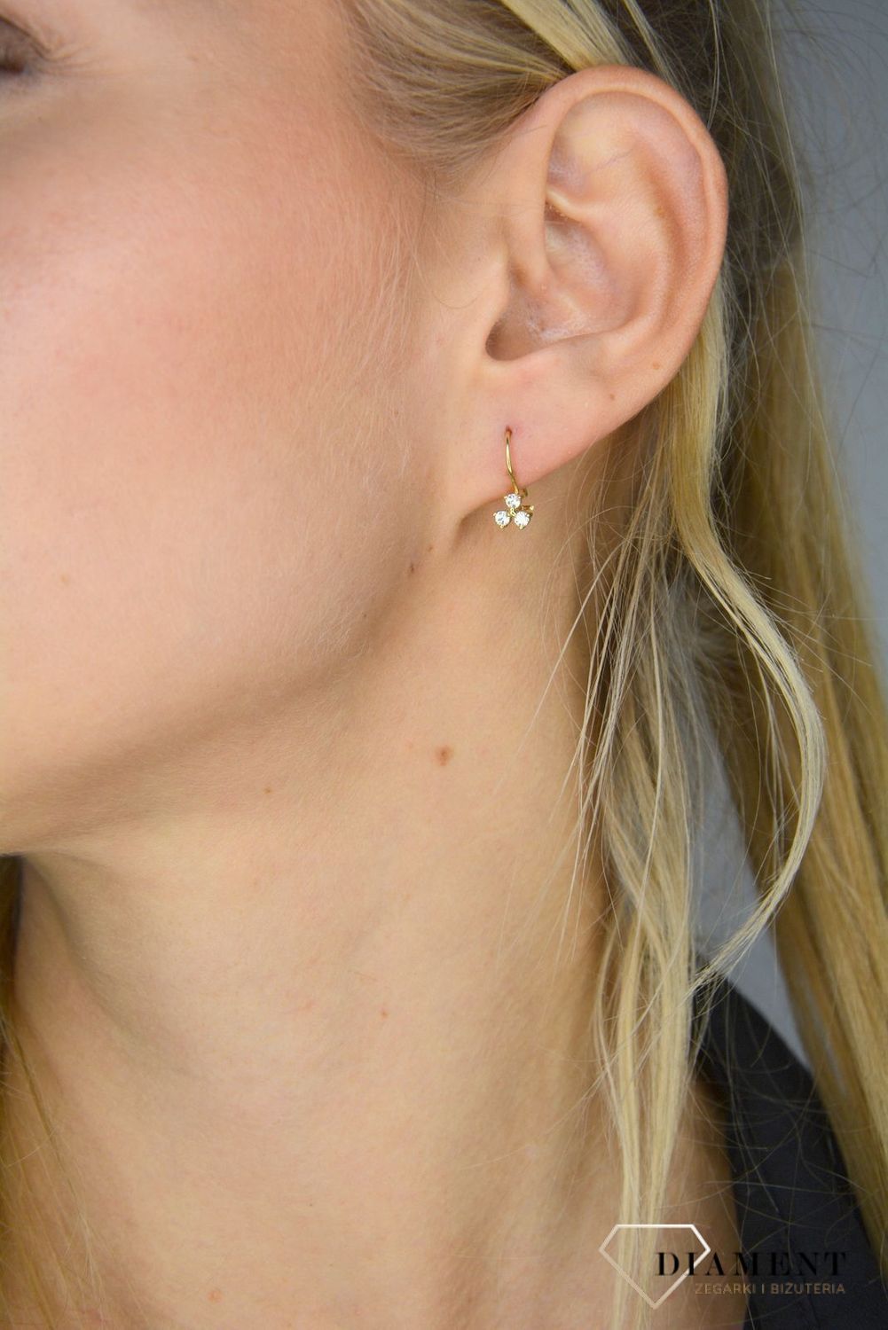 Złote kolczyki 585 dla dziewczynki ' Kwiatowy wzór ' KLC-000000-331-585.jpg