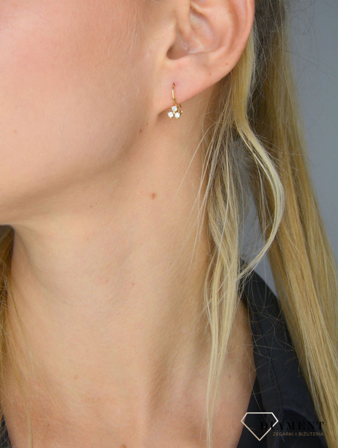 Złote kolczyki 585 dla dziewczynki ' Kwiatowy wzór ' KLC-000000-331-585.jpg