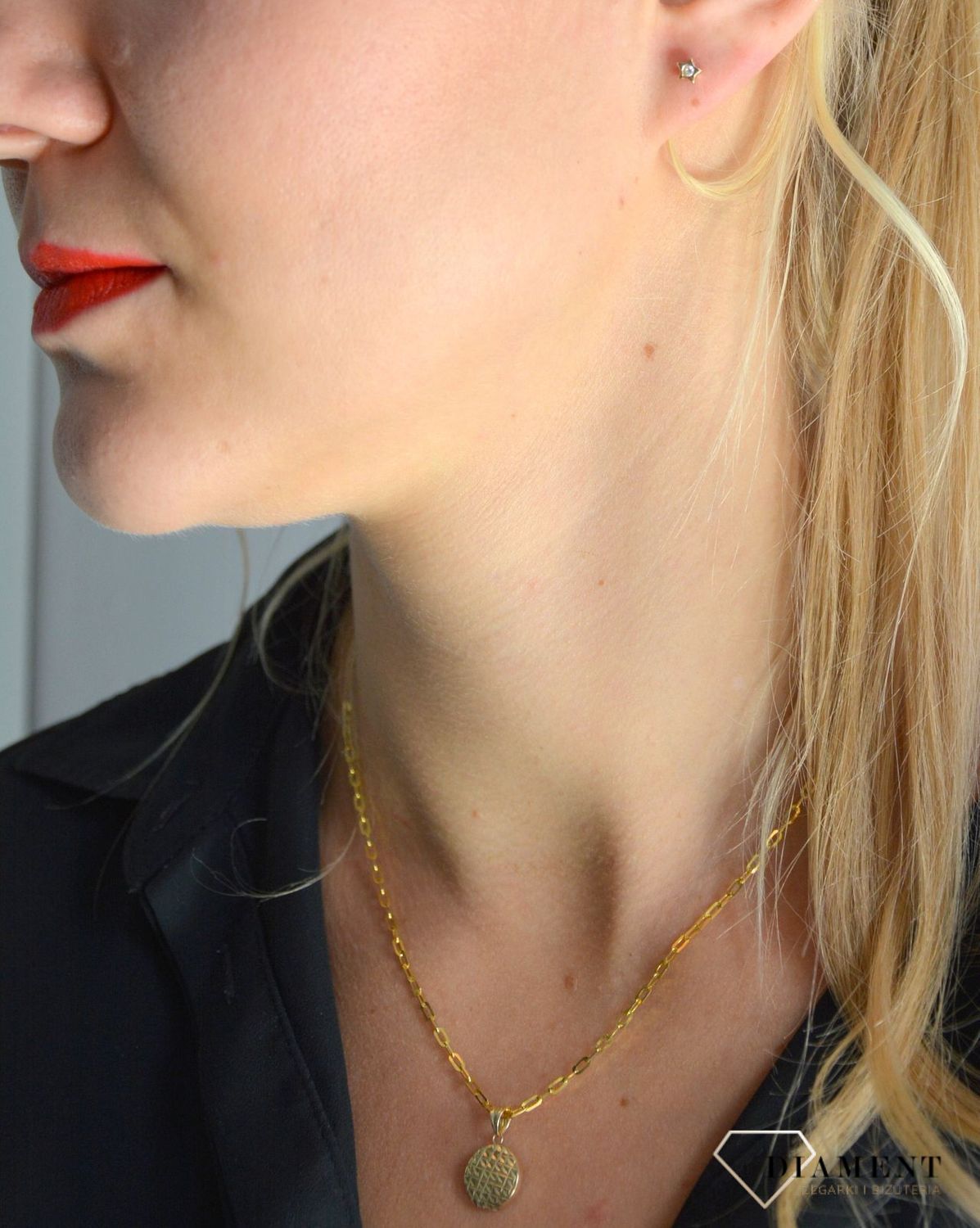 Złote kolczyki dla dziewczynki 585 gwiazdki.jpg