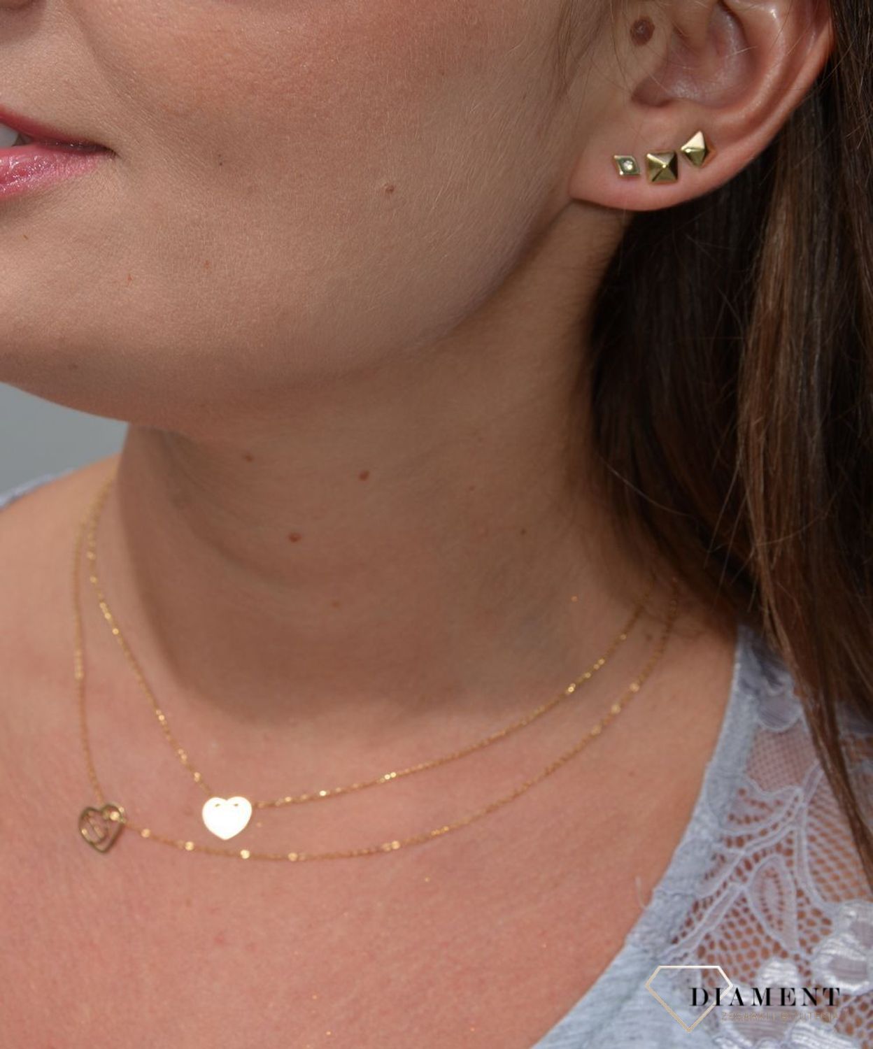 Złote kolczyki 585 romb z cyrkonią.jpg