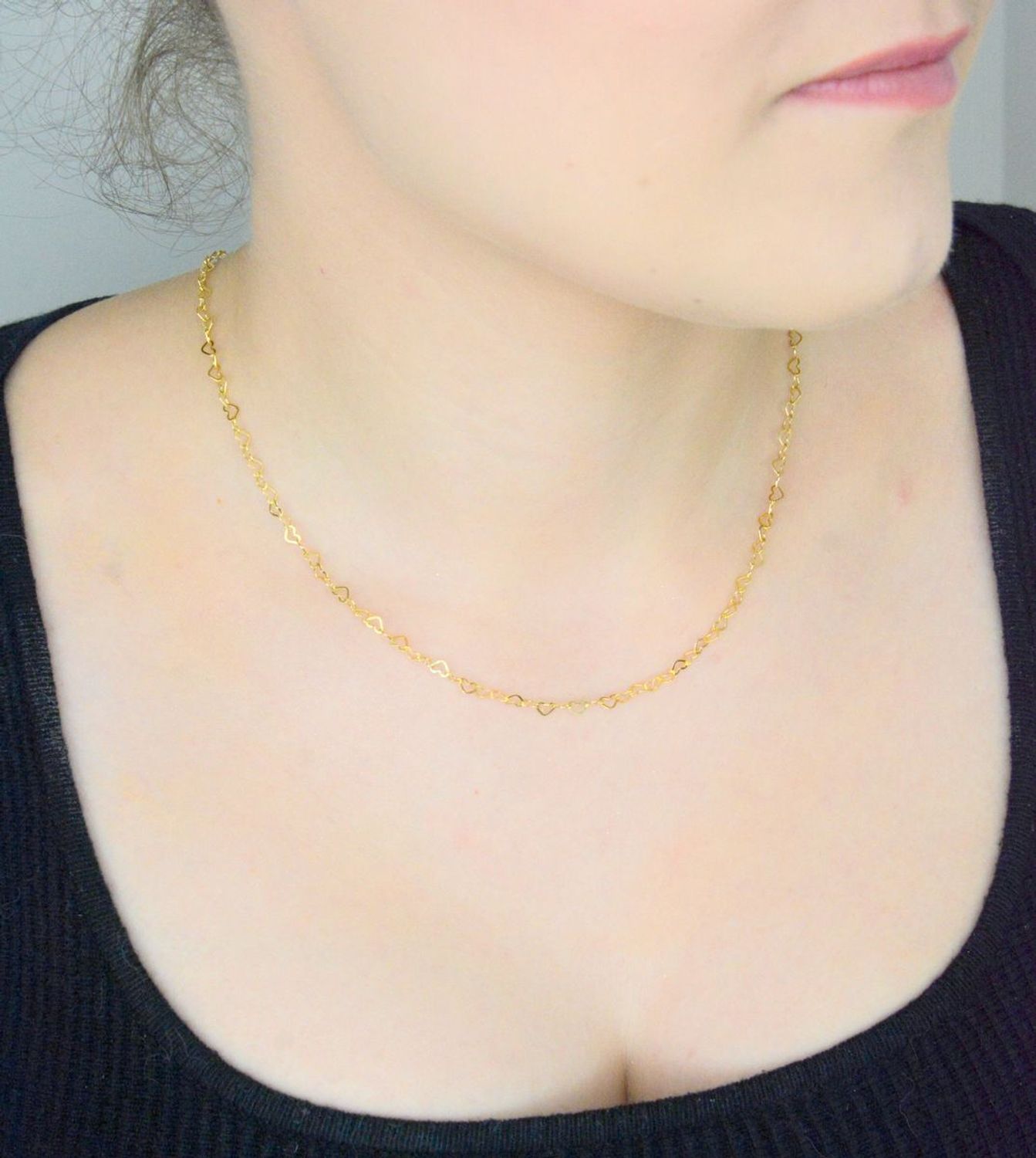 Kolczyki damskie złote kwiatki z cyrkonią 585 KLC-000000-471-585 Złote kolczyki próby 585 w kształcie kwiatków to uroczy i elegancki dodatek, który doda blasku każdej stylizacj1.jpg