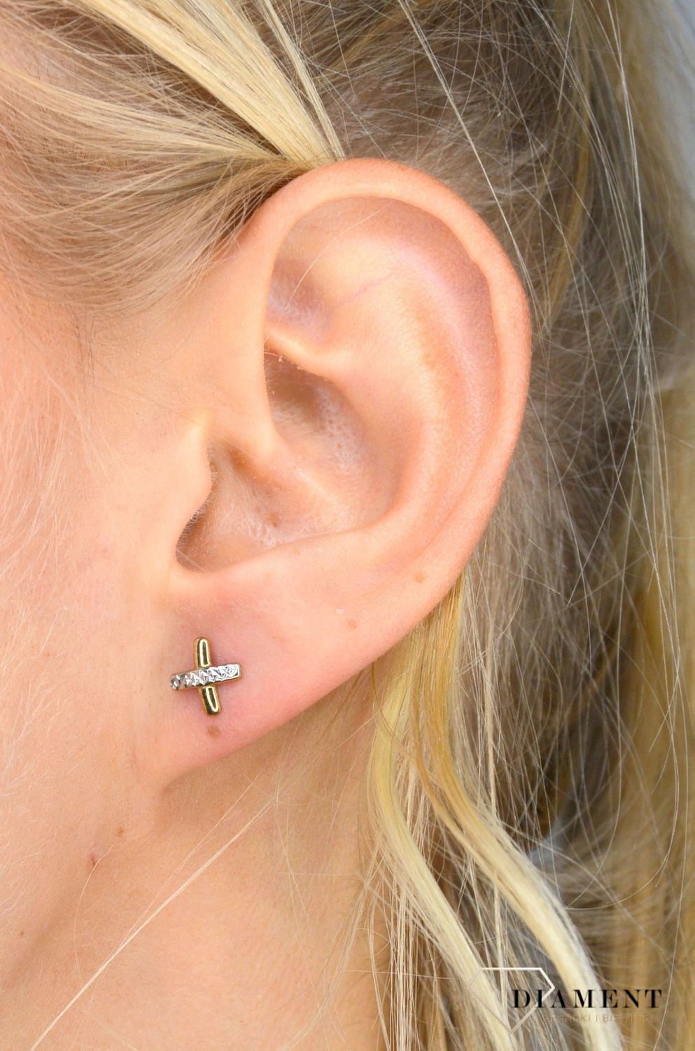 Złote kolczyki 333 znak X.jpg