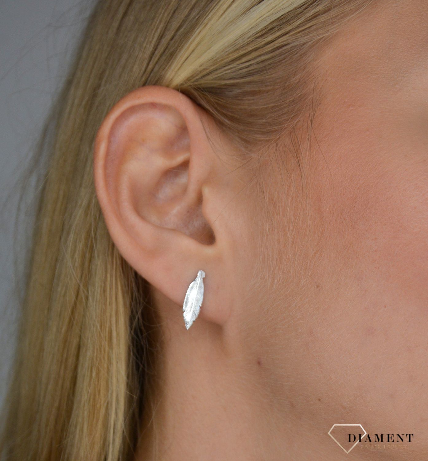 Kolczyki srebrne piórko sztyft KLC-000000-615-925.jpg