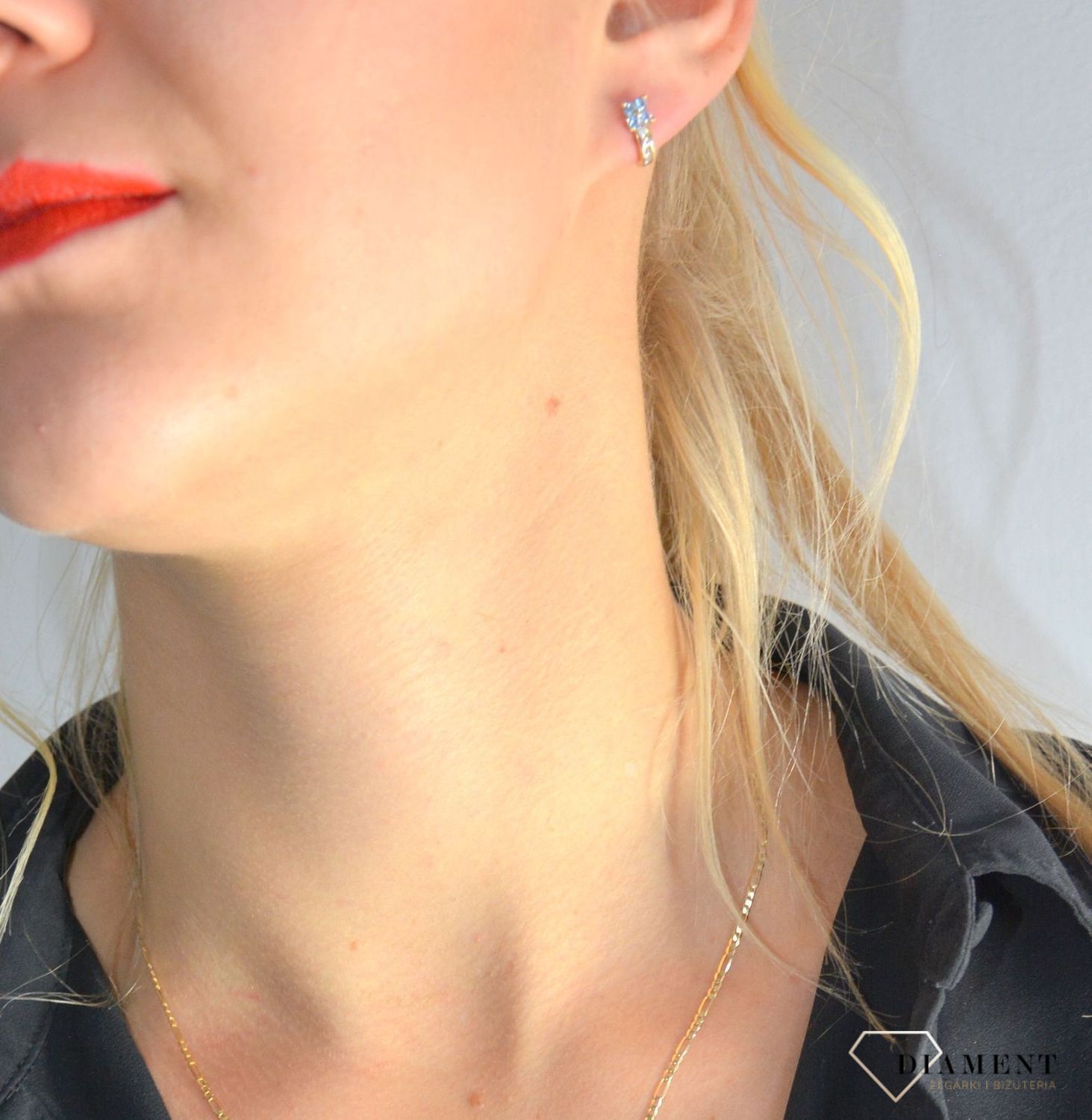 Złote kolczyki dla dziewczynki próba 333 niebieskie kwiatki z cyrkonią.jpg