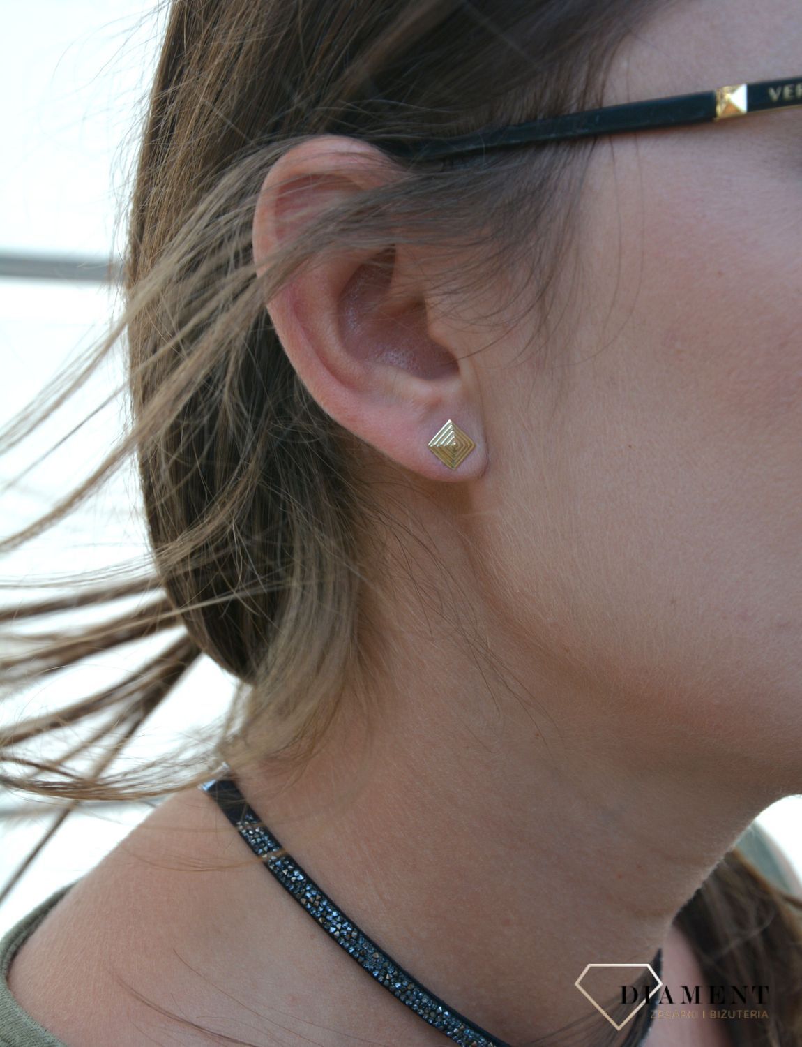 Złote kolczyki 333 piramidki KLC-000000-685-333.jpg