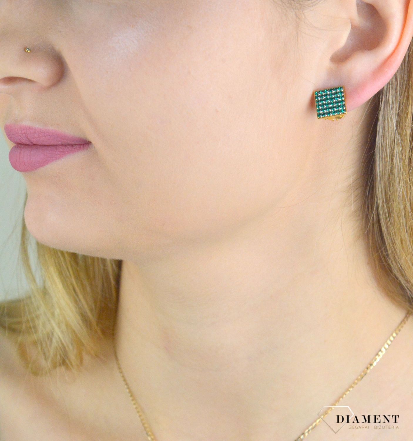 Klipsy kwadratowe z Kryształkami Swarovski Emerald KLGFM6EM.jpg