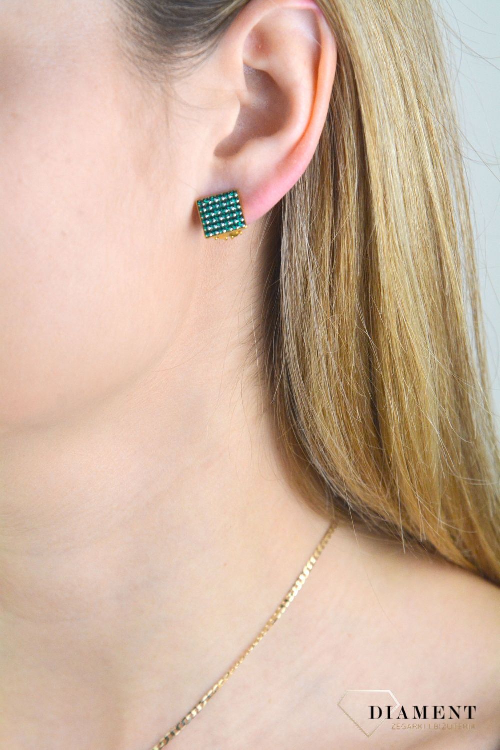 Klipsy kwadratowe z Kryształkami Swarovski Emerald KLGFM6EM.jpg