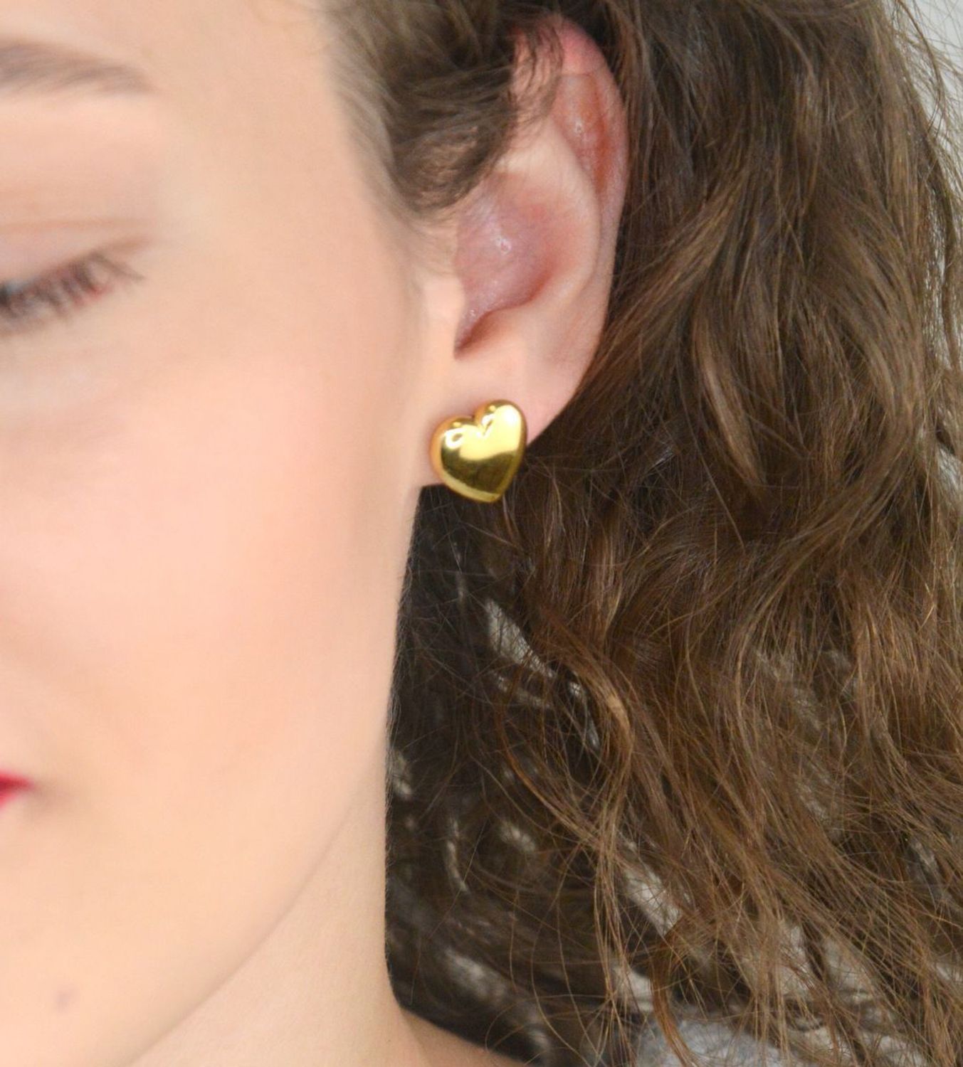 Kolczyki Damskie Srebrne Pozłacane KM28328Z – Gładkie Serca, Zapięcie na Sztyft.jpg