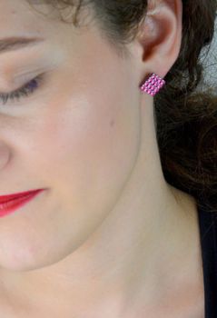 Kolczyki srebrne różowe Swarovski Studs KMESHLR ✓ Kolczyki srebrne Swarovski Damskie w Sklepie z Biżuterią zegarki-diament.pl✓Piękne i Eleganckie Kolczyki dla Kobiet✓Prawdziwe Srebro✓Darmowa wysyłka✓ (4).JPG