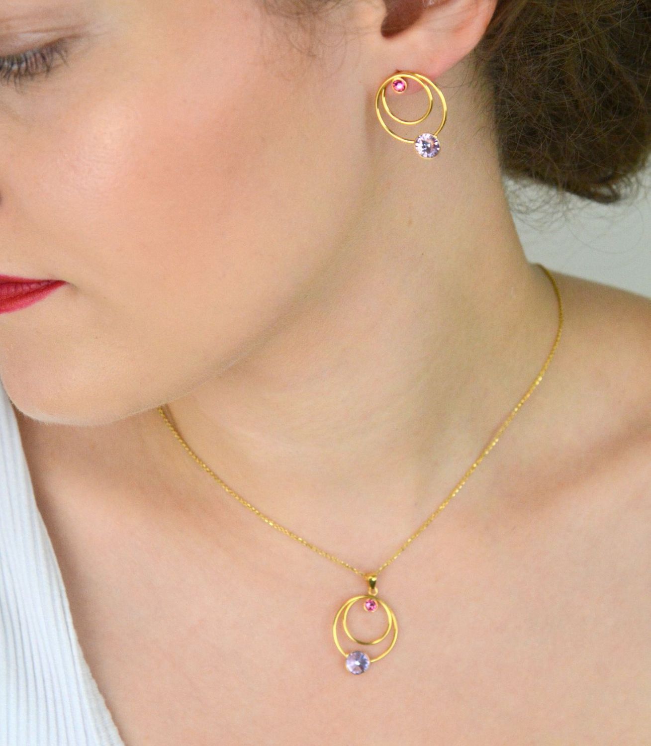 Kolczyki srebrne pozłacane 925 z różowym i fioletowym kryształem – KODG2088RV.jpg