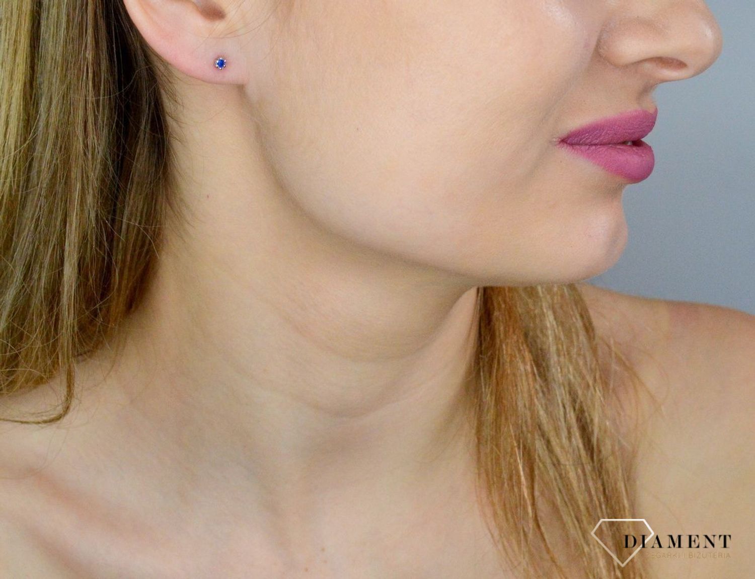 Srebrne kolczyki 925 minimalistyczne niebieskie cyrkonie KOL0160823.jpg