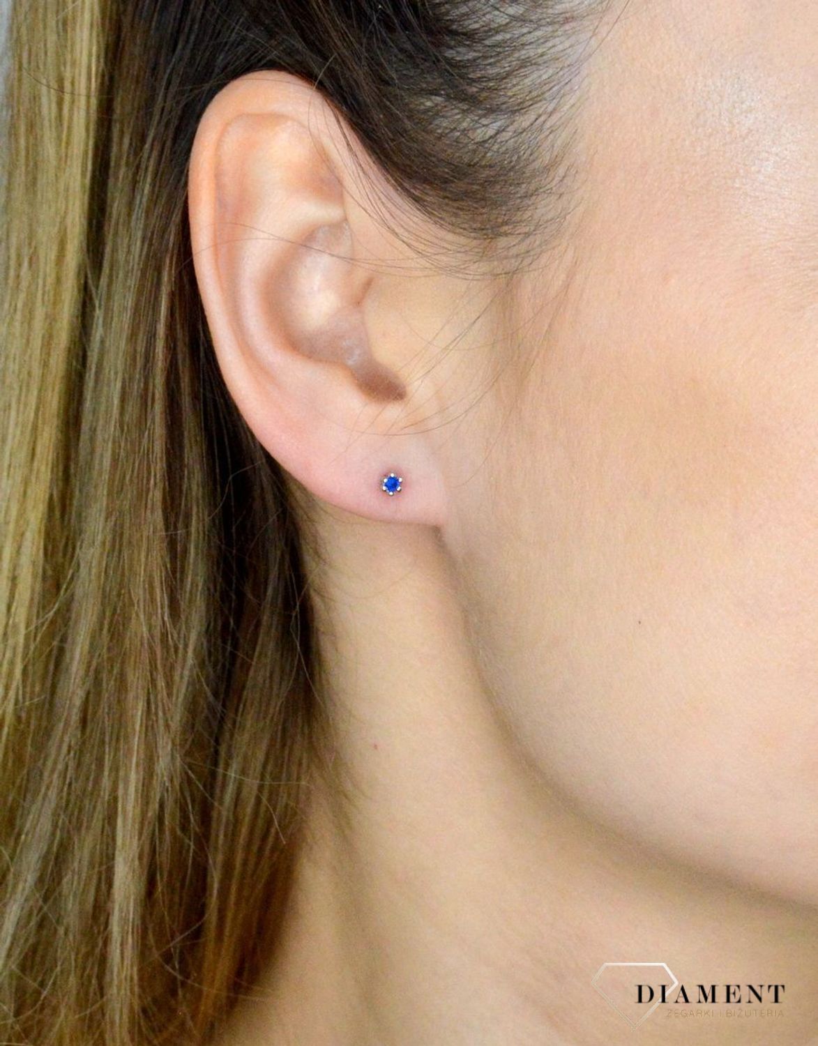 Srebrne kolczyki 925 minimalistyczne niebieskie cyrkonie KOL0160823.jpg