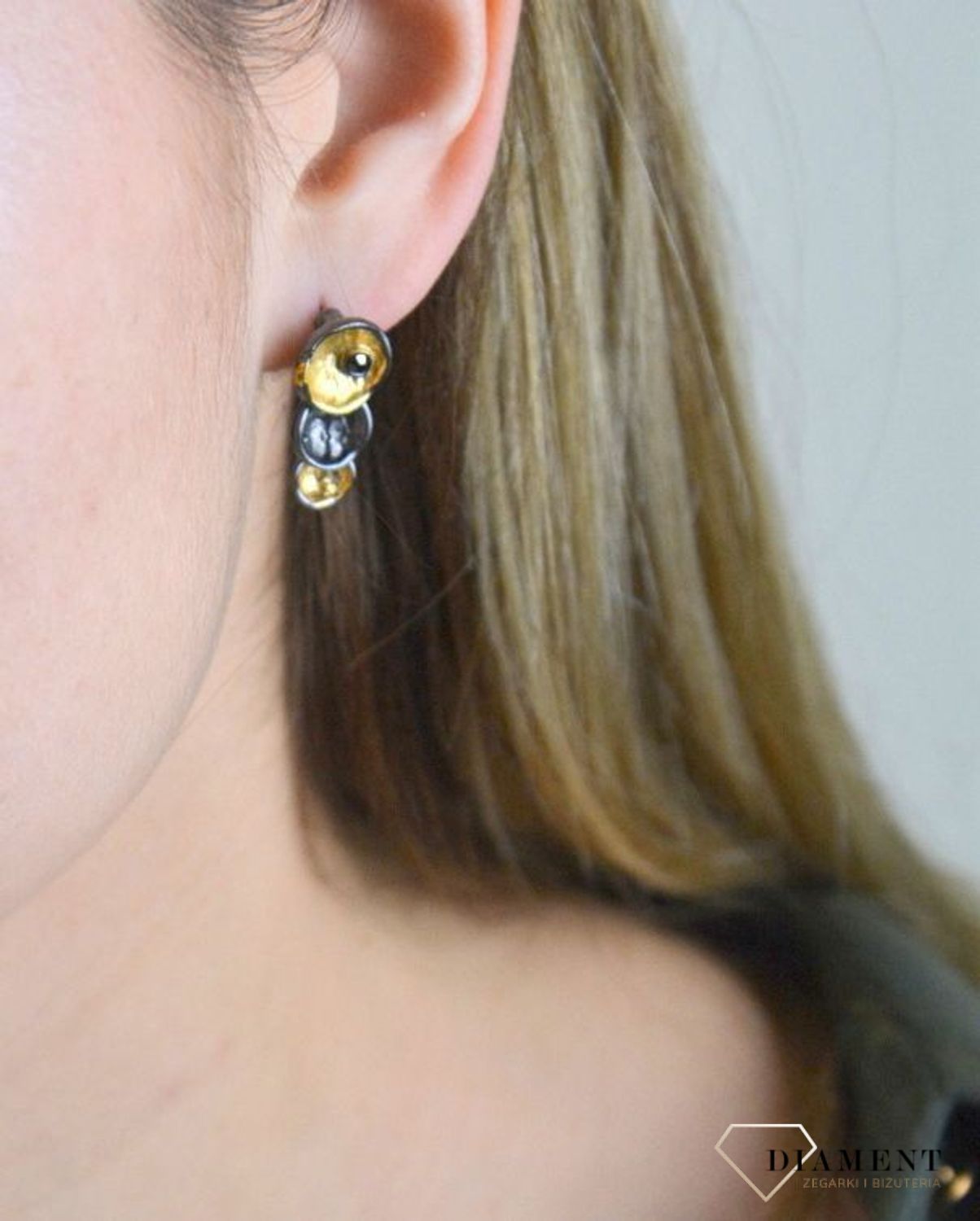 Kolczyki wiszące BY DZIUBEKA żółto szare KOLARTI001701000.jpg