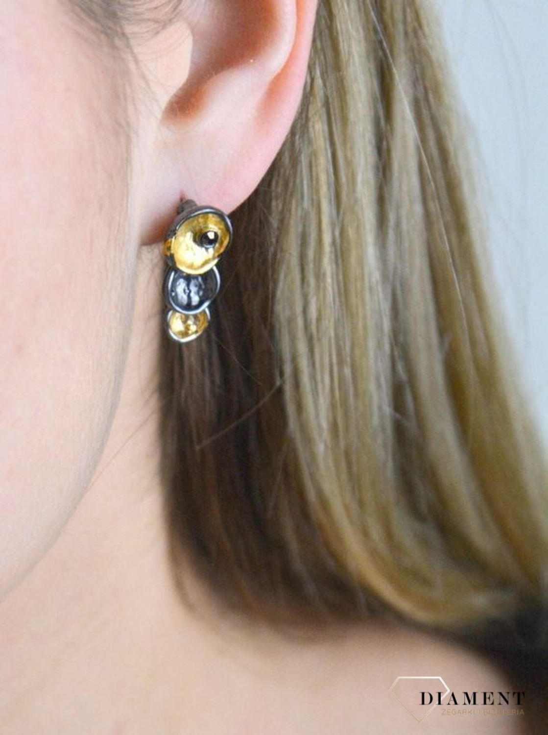 Kolczyki wiszące BY DZIUBEKA żółto szare KOLARTI001701000.jpg