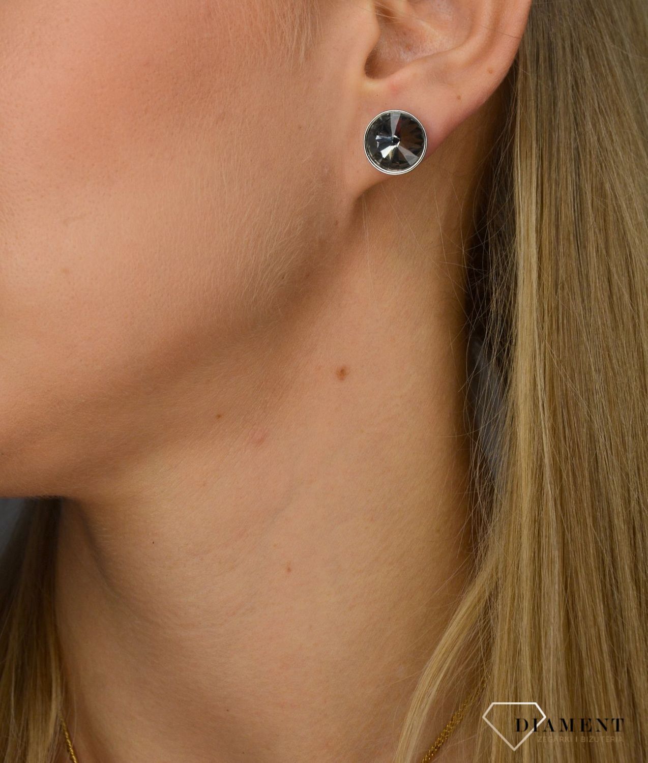 Kolczyki damskie BY DZIUBEKA czarna cyrkonia KOLBOHO005201300.jpg