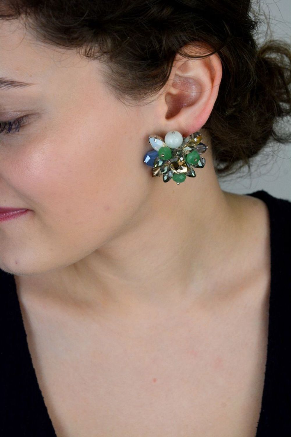 Klipsy duże kwiaty w kryształki by dziubeka KOLMAYA053508200.jpg