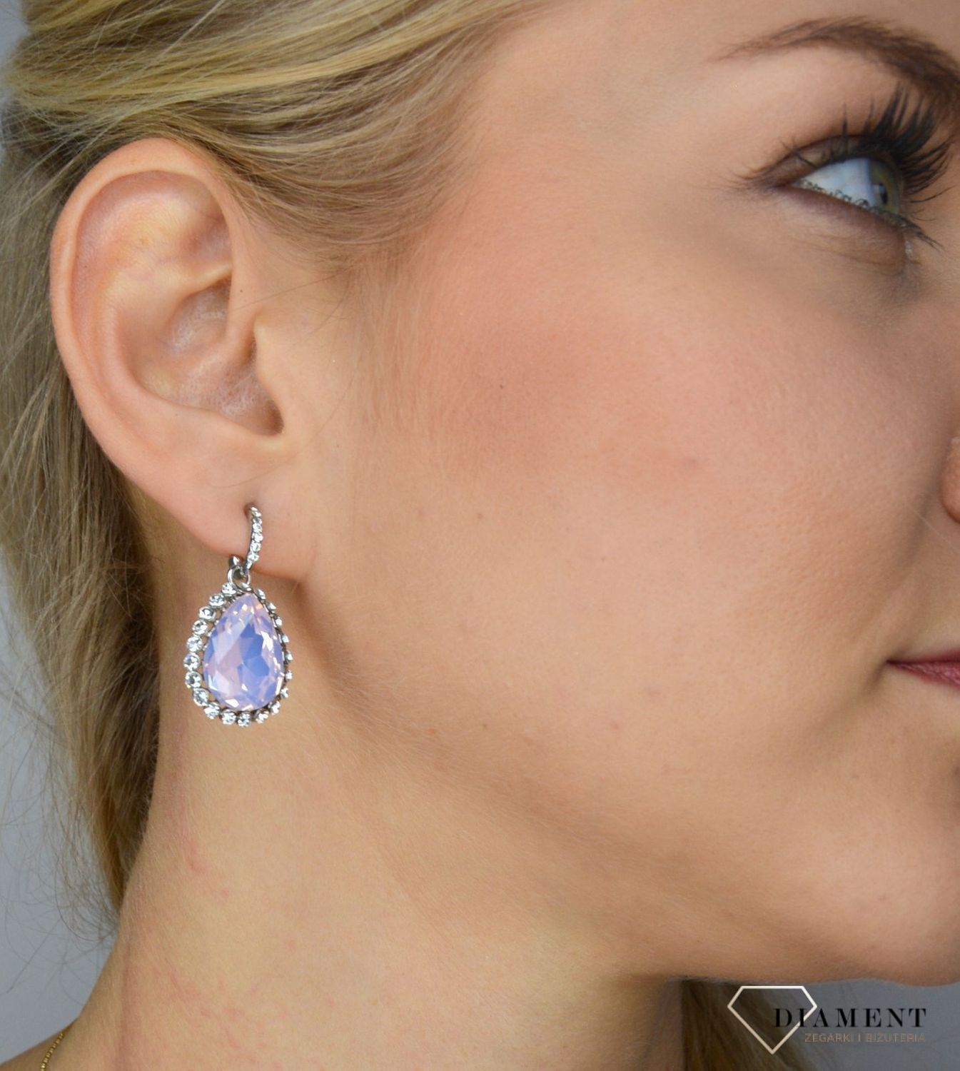 Kolczyki damskie By Dziubeka wiszące różowa cyrkonia KOLSHIN023302800.jpg