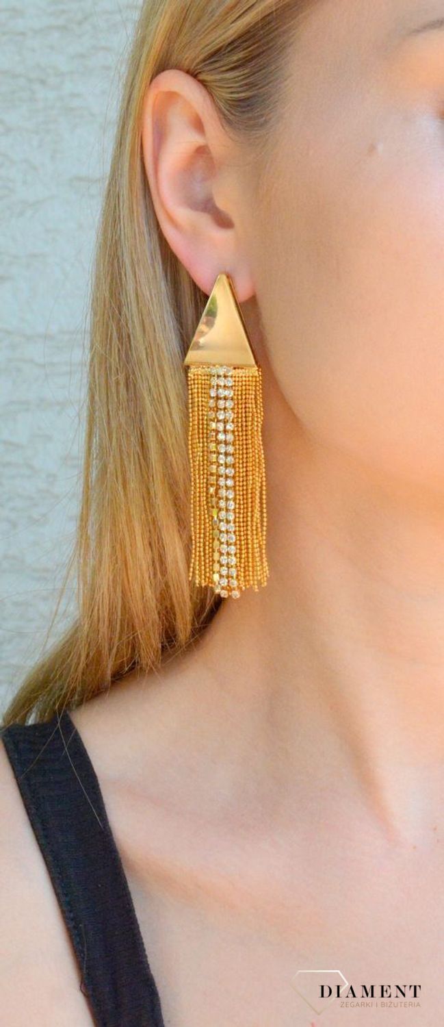 Kolczyki damskie wiszące łańcuszki w złotym kolorze KOLSHIN035203200. Kolczyki damskie łańcuszki. Kolczyki wiszące łańcuszki. Kolczyki antyalergiczne na prezent. Kolczyki na sztyft idealne na prezent. Kolczyki pozłacane wiszące łańcusz.jpg