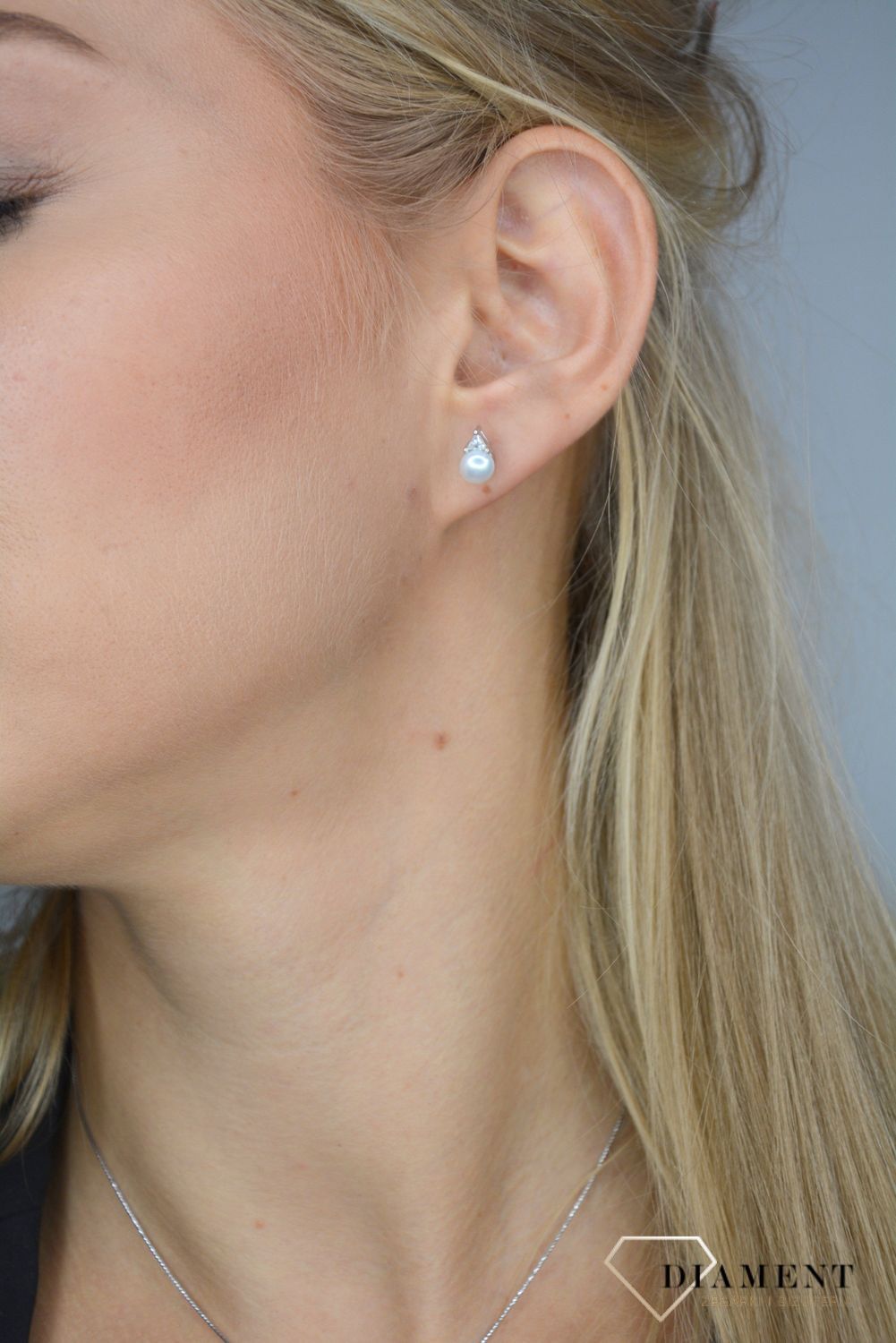 Komplet srebrnej biżuterii kolczyki i zawieszka z perełką  (1).jpg