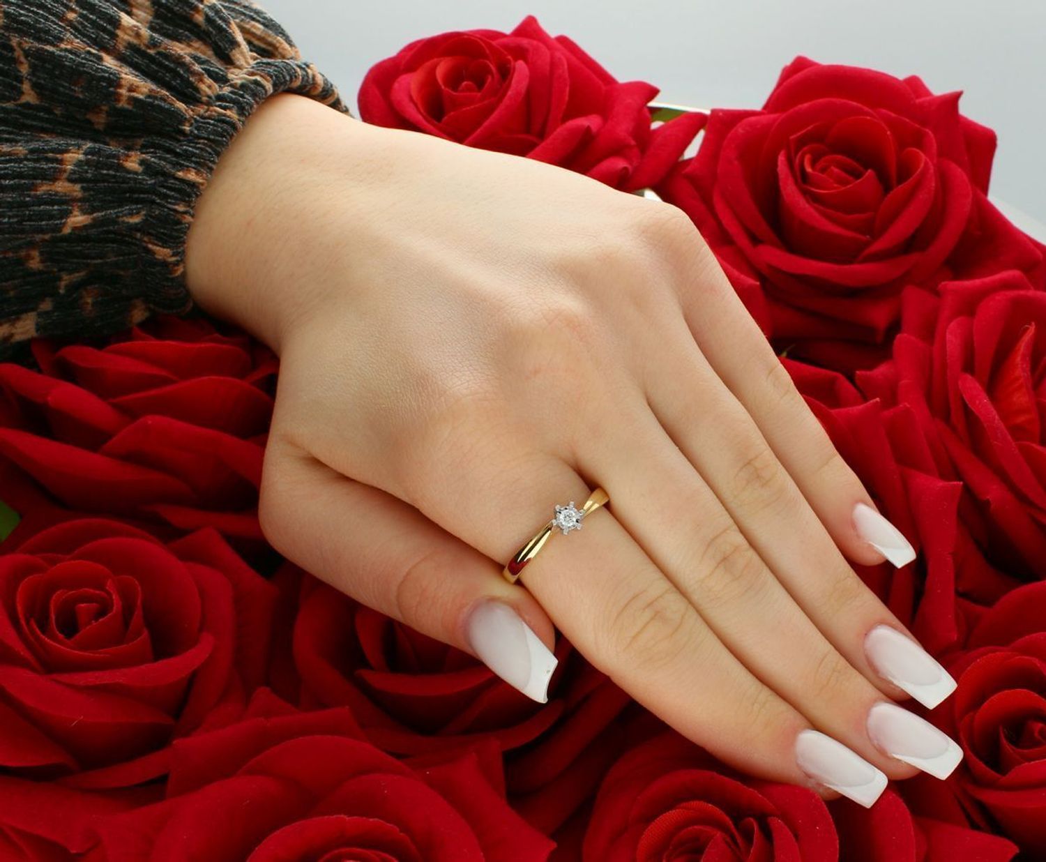 Pierścionek damski złoty 585 Pierścionek z Diamentem, pierścionek zaręczynowy 0.08 ct.jpg