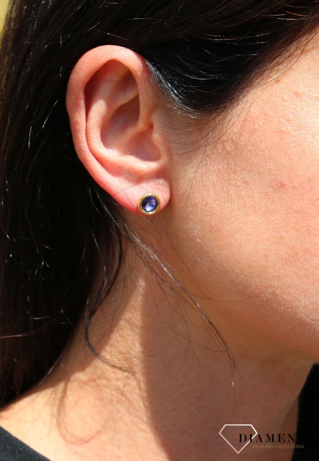 Srebrne kolczyki Swarovski Urodzinowe Kamienie Tanzanite Okrągłe przy uchu KRG1122SS29TA.jpg