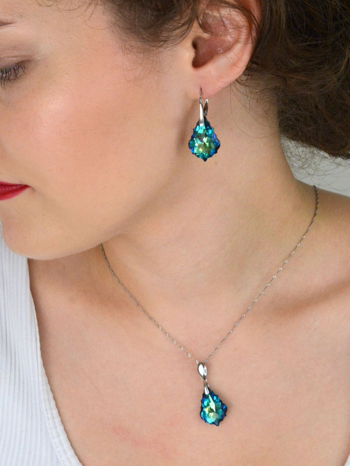 Kolczyki srebrne platynowane 925 z kryształami Bermuda Blue – KS6090BB, bigiel angielski.jpg