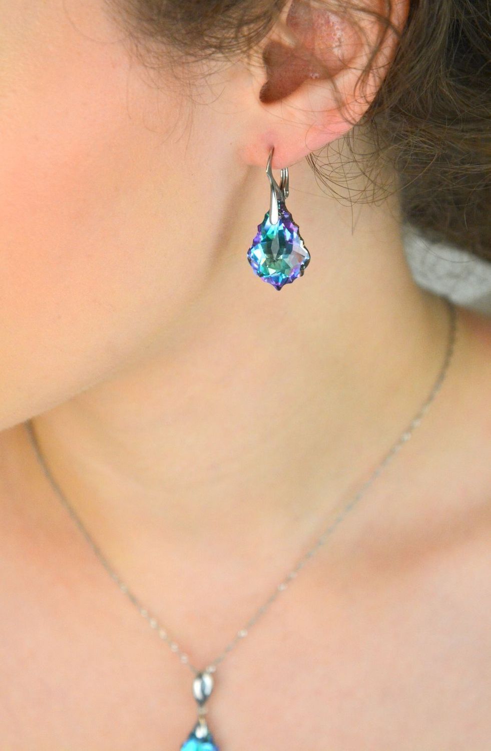 Kolczyki srebrne 925 z wielobarwnymi kryształkami – KS6090VL, bigiel angielski.jpg