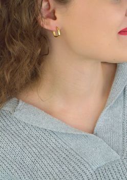 Kolczyki damskie KSR2142Z ze srebra próby 925, geometryczne kwadraty. Długość 1,5 cm, szerokość 3 mm, waga 2,00 g, zapięcie na zatrzask – nowoczesna i elegancka biżuteria (1).JPG