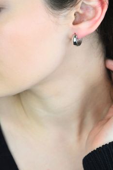 kolczyki srebrne, kolczyki koła, gładkie kolczyki, srebro 925, kolczyki damskie zatrzask, klasyczna (3).jpg