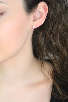 kolczyki srebrne pozłacane, kolczyki z białą cyrkonią, srebro 925, kolczyki na sztyft, elegancka biż (1).jpg