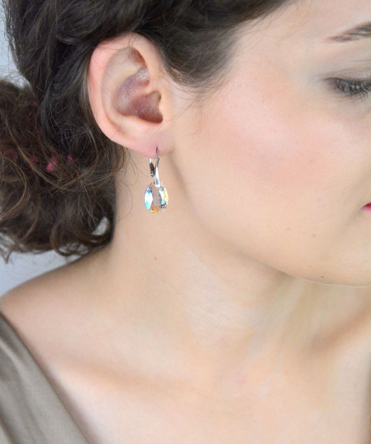 Kolczyki srebrne próba 925 z kryształami Crystal Shimmer – KW643316CSH.jpg