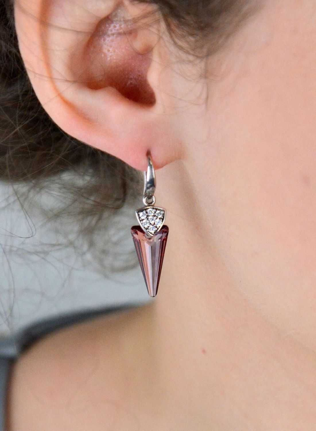 Srebrne kolczyki 'Różowe kły' kryształy Swarovski KW6480AP.jpg