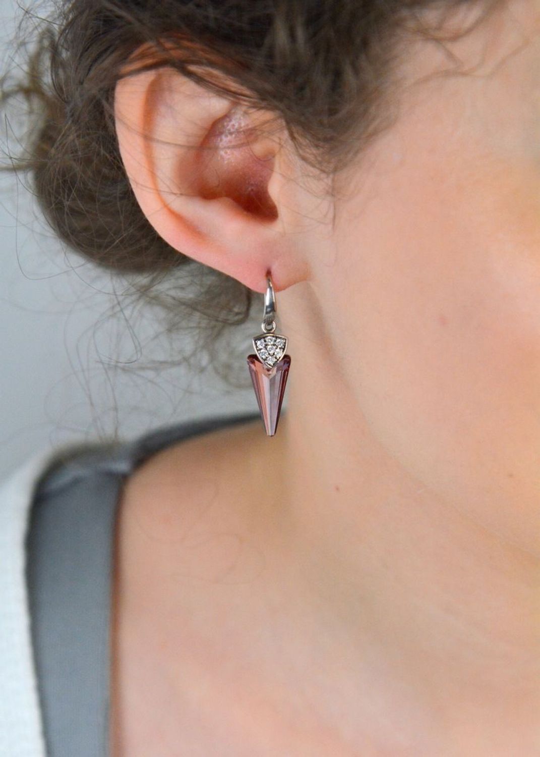 Srebrne kolczyki 'Różowe kły' kryształy Swarovski KW6480AP.jpg