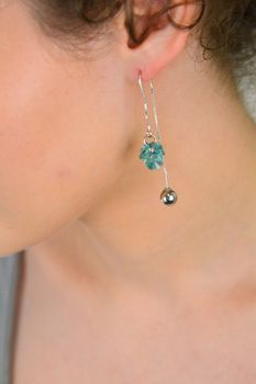 Kolczyki Srebrne Spark Swarovski Vinber Light Turquoise KWKL6428LTU ✓Biżuteria ślubna ✓Biżuteria srebrna w Sklepie z Biżuterią zegarki-diament.pl✓Piękna i Elegancka Bransoletka dla Kobiet (4).JPG