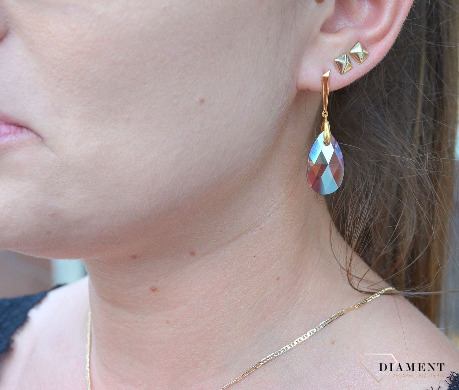 Srebrne kolczyki wiszące Swarovski w kolorze Colorado Topaz Shimmer KWNG610622LCTSH.jpg