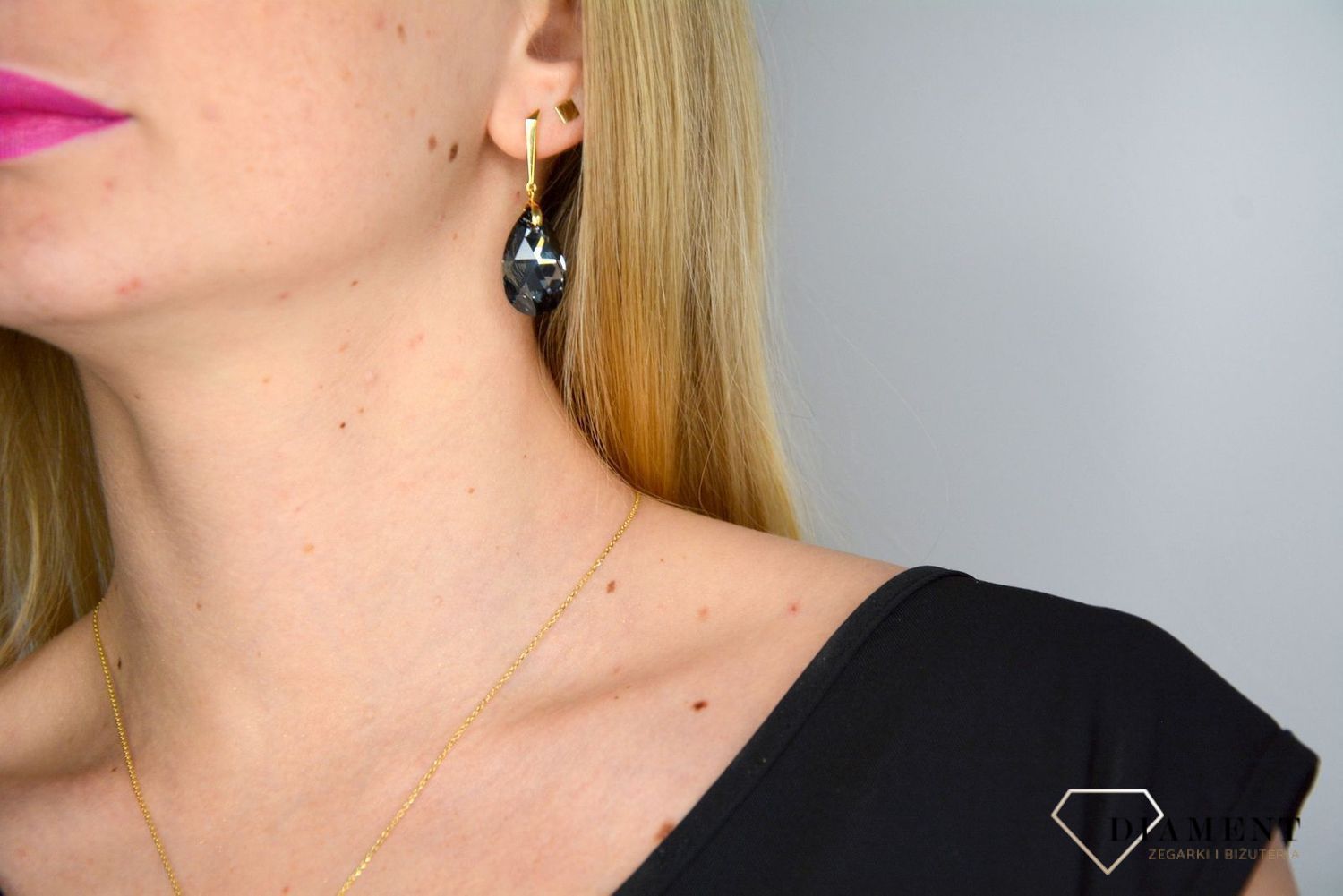 Kolczyki srebrne pokryte złotem Swarovski szare kryształy.jpg