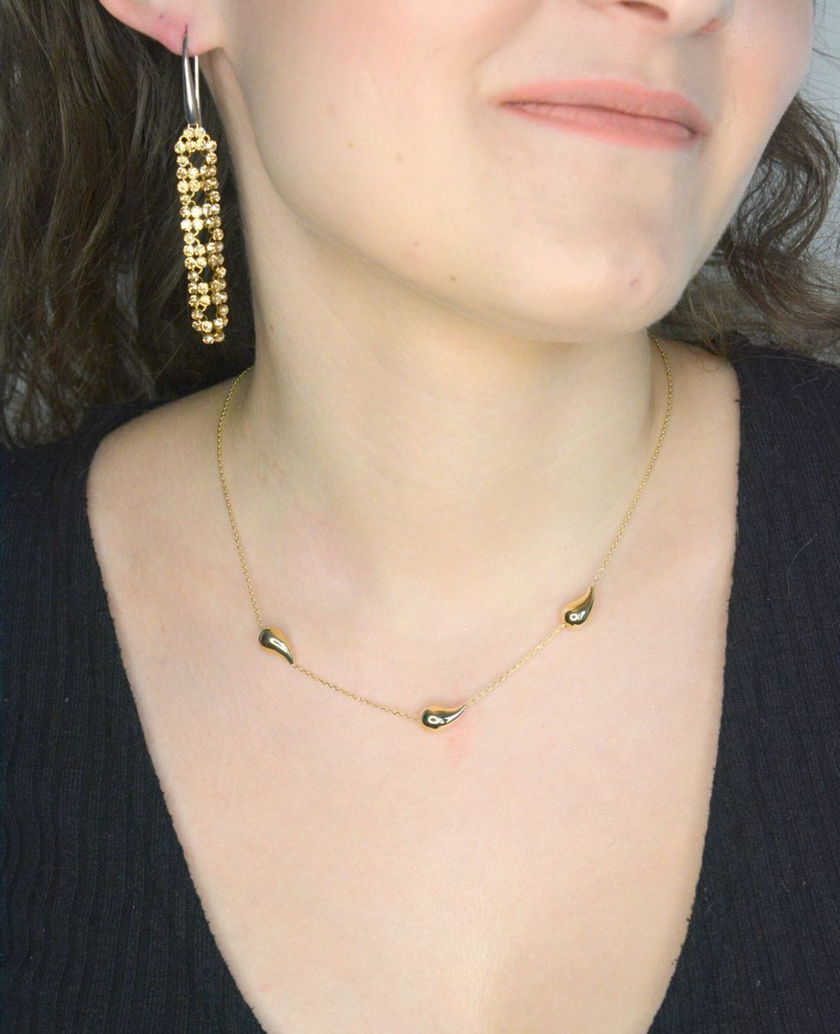 Kolczyki wiszące długie Swarovski Noble Golden Shadow KWOMESH4GS Kolczyki wykonane ze srebra próby 925 oraz ekskluzywnych kryształów Swarovski® crystals w kolorze Noble Golden Shadow1.jpg