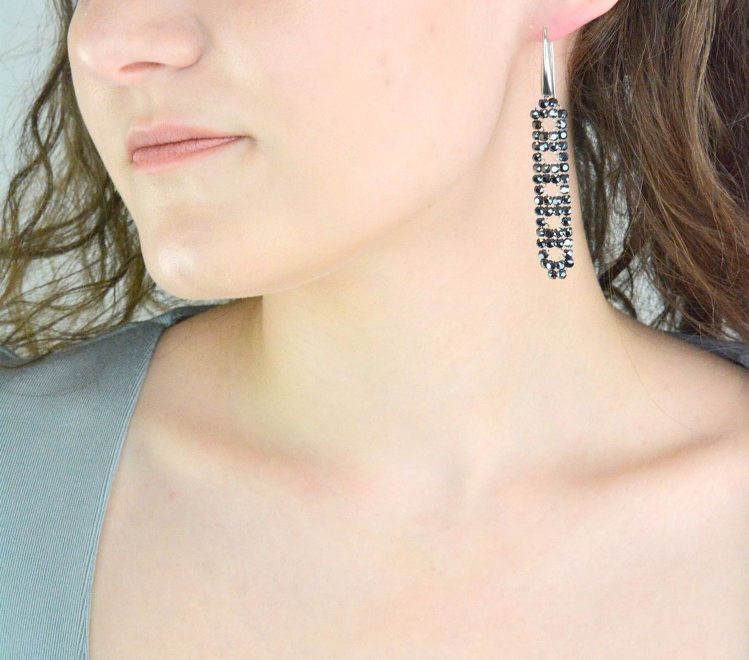 Kolczyki Srebrne Spark Swarovski Sharp Jet Hematite KWOMESH4H.jpg