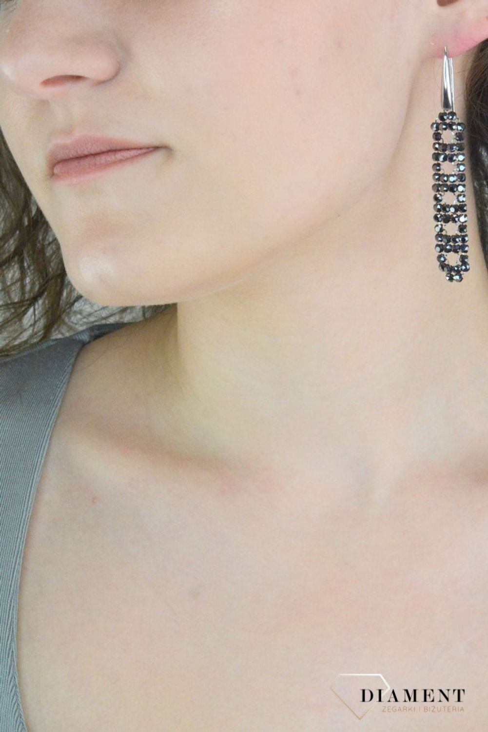 Kolczyki Srebrne Spark Swarovski Sharp Jet Hematite KWOMESH4H.jpg