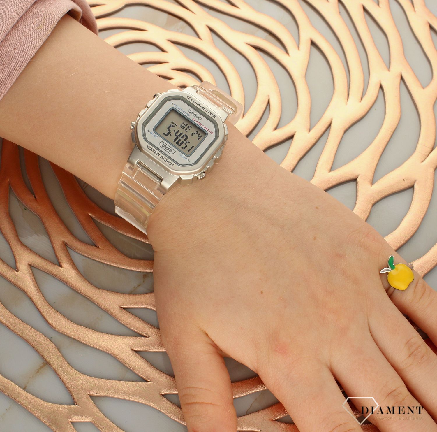 Zegarek dziecięcy Casio bezbarwny LA-20WHS-7AEF.jpg