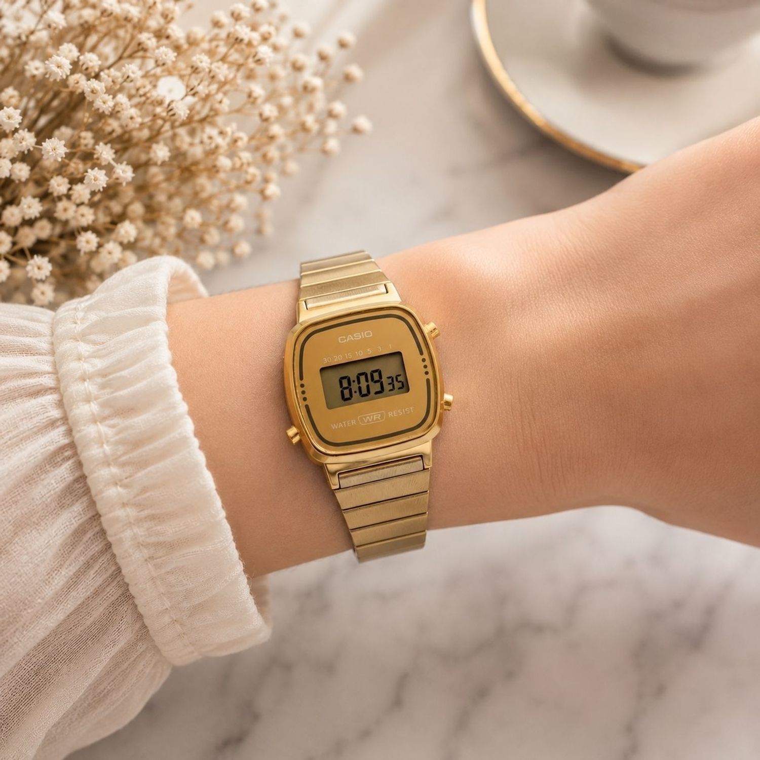 Zegarek Casio Vintage LA670WEGS-9AEF zegarek damski złoty cyfrowy.jpg