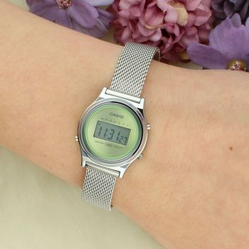 Zegarek damski Casio Vintage LA700WEM-3AEF – retro sport, zielona tarcza, bransoleta mesh stal.jpg