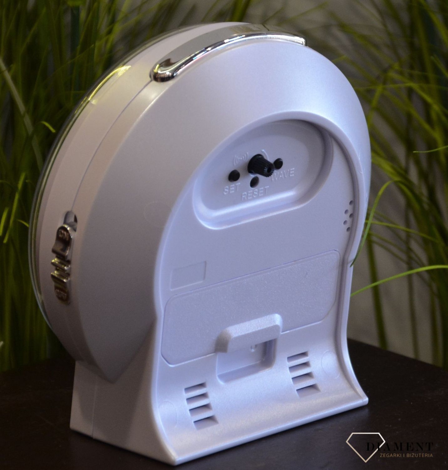 Budzik sterowany falami radiowymi.jpg