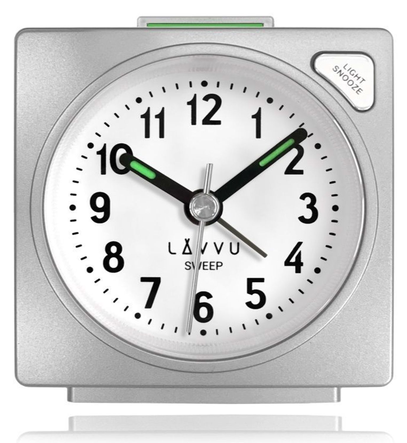 Budzik na baterię klasyczny cichy mechanizm LAVVU LAS3046, Zdarza ci się zaspać Zaradź temu za pomocą jednego z naszych budzików. Budzik od LAVVU z wyjątkowo długą gwarancją jest wyposażony w mechanizm SWEEP,.jpg
